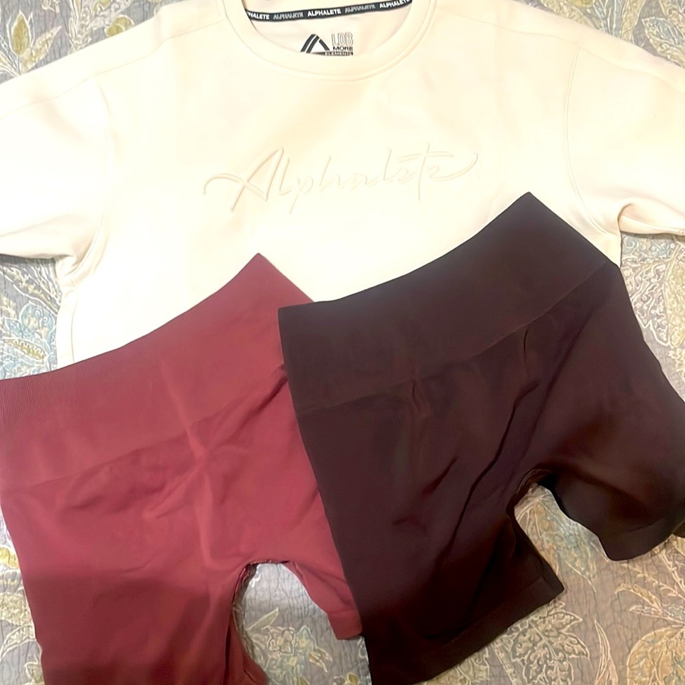 Alphalete Bundle - Picture 3 of 5